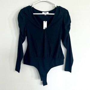 NEW BB Dakota Black Bodysuit with Ruffle Sleeves